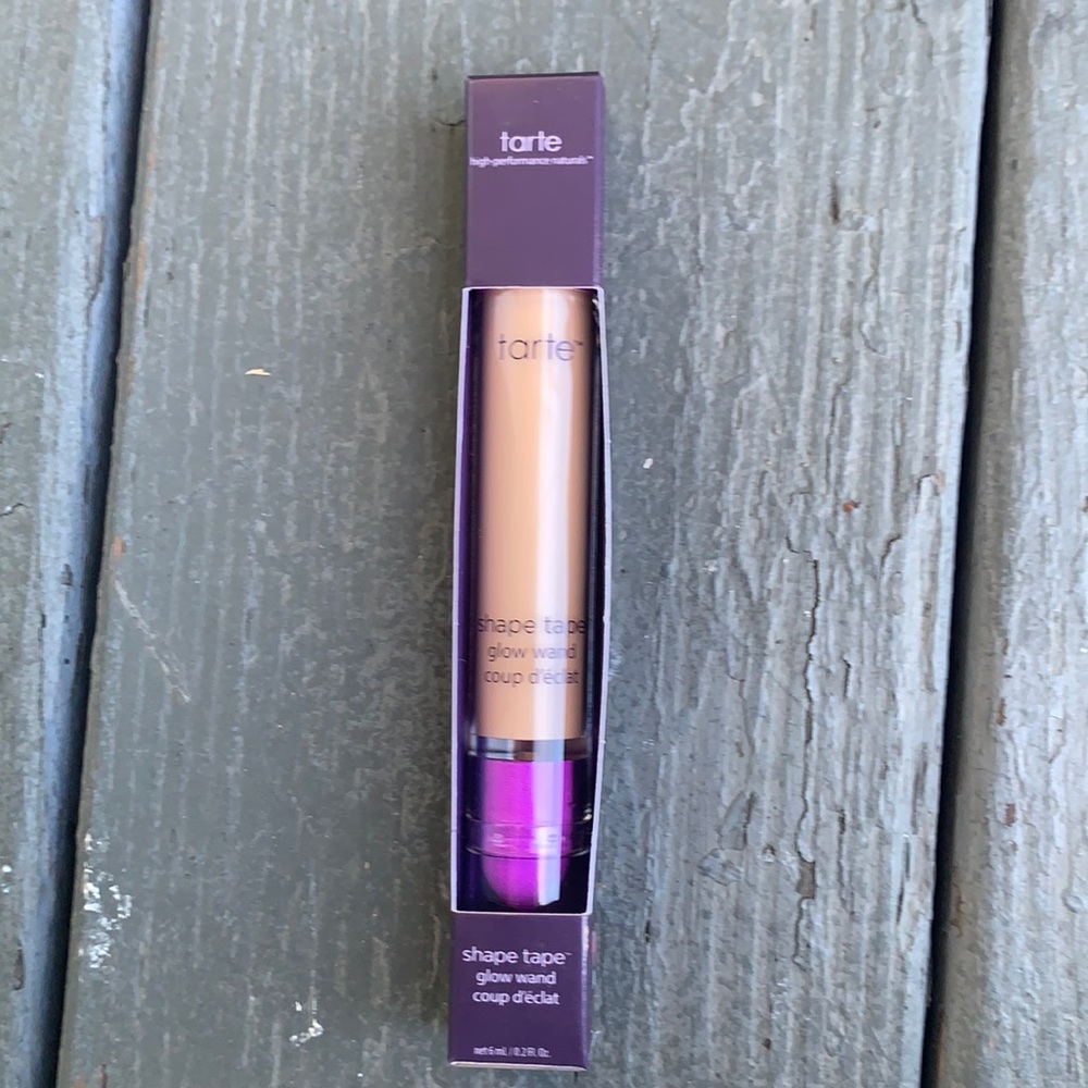 tarte shape tape glow wand☀️